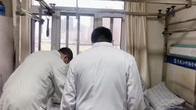 最近感觉左腿膝关节阵痛怎么回事 哈尔滨中德骨科关节科医生告知出院患者保养方法