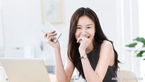 故事 小伙替美女老总摸骨,结果意外,她竟是昆仑奇峰骨