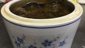 秋日养生必备 灵芝黑蒜猪骨汤，广东人的暖心炖汤